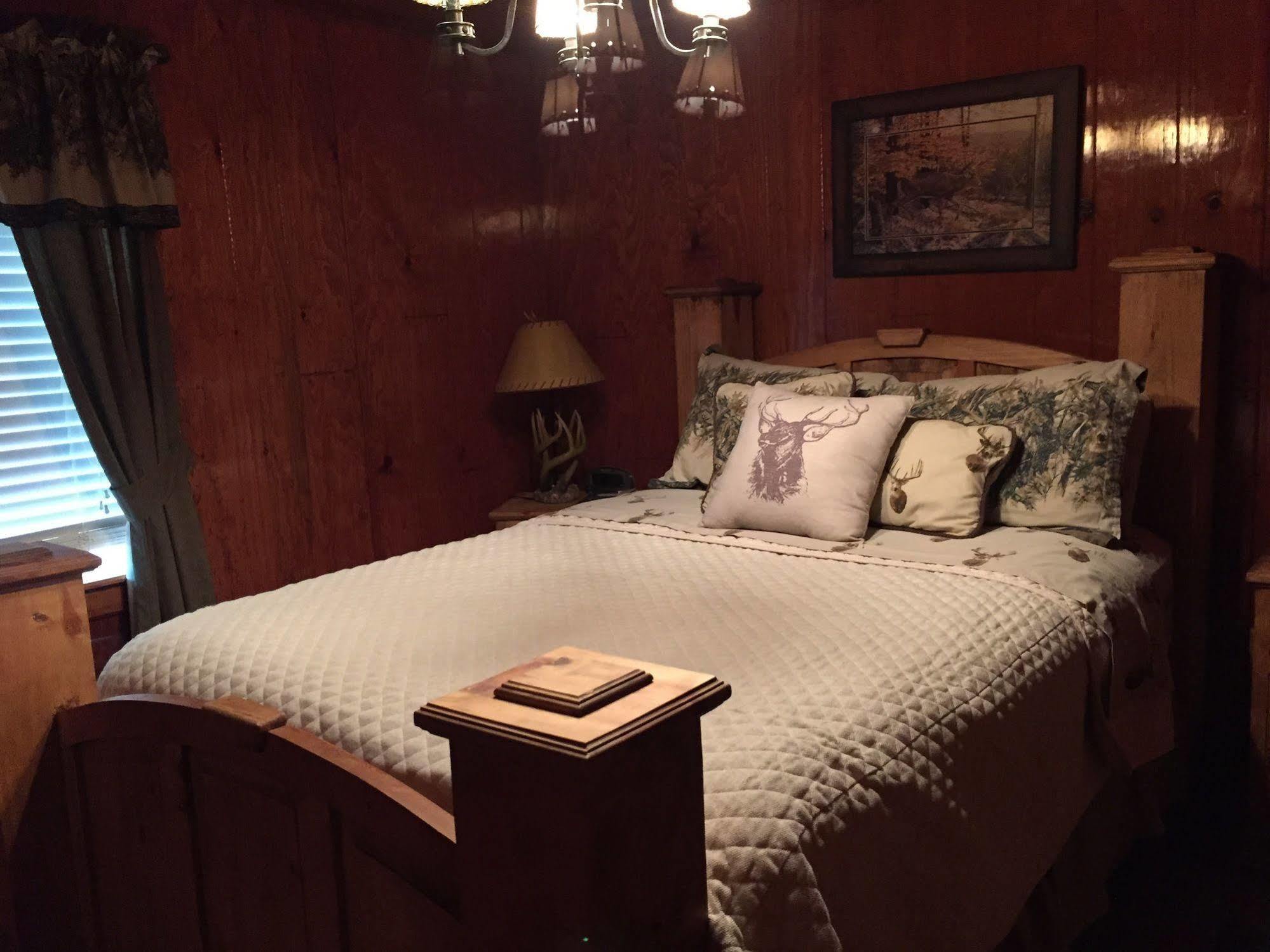 Whip Or Wheel Cabins Holdenville Εξωτερικό φωτογραφία